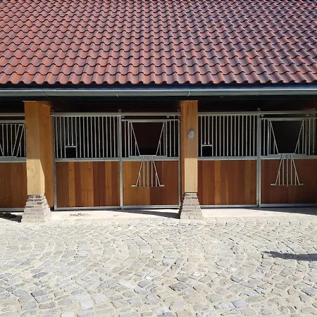 ベッド・アンド・ブレックファスト De Cromvoirtse