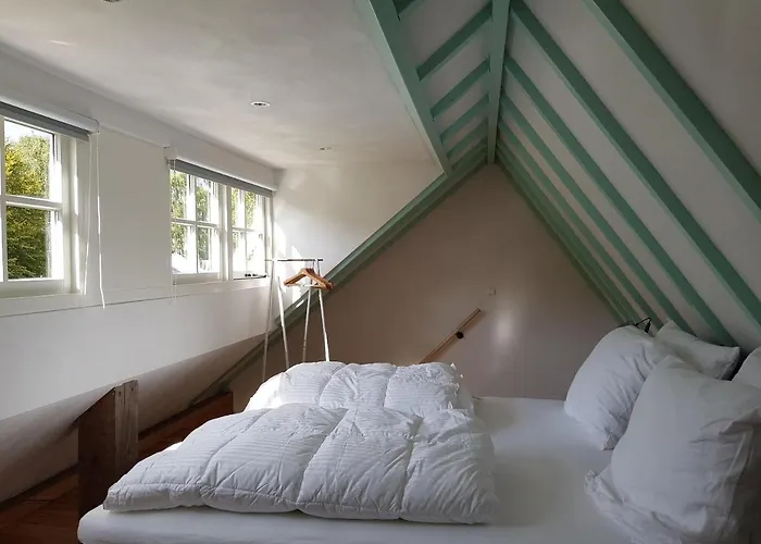 Couette-café De Cromvoirtse