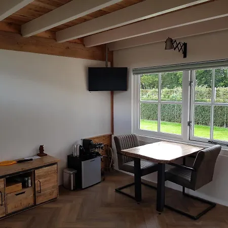 De Cromvoirtse Frühstückspension 4*