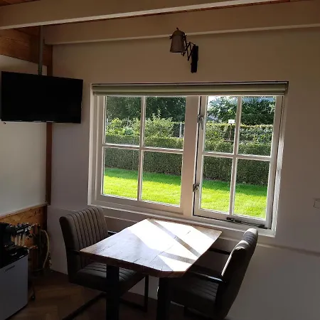 Frühstückspension De Cromvoirtse 4*