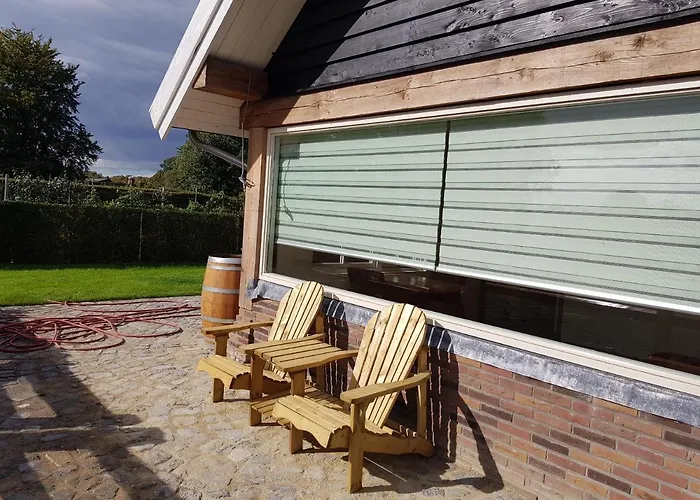 Bed & Breakfast De Cromvoirtse