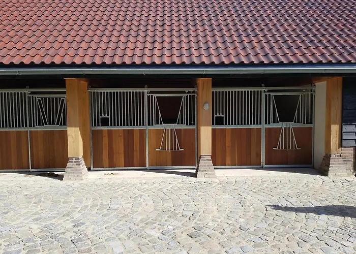 Bed & Breakfast De Cromvoirtse